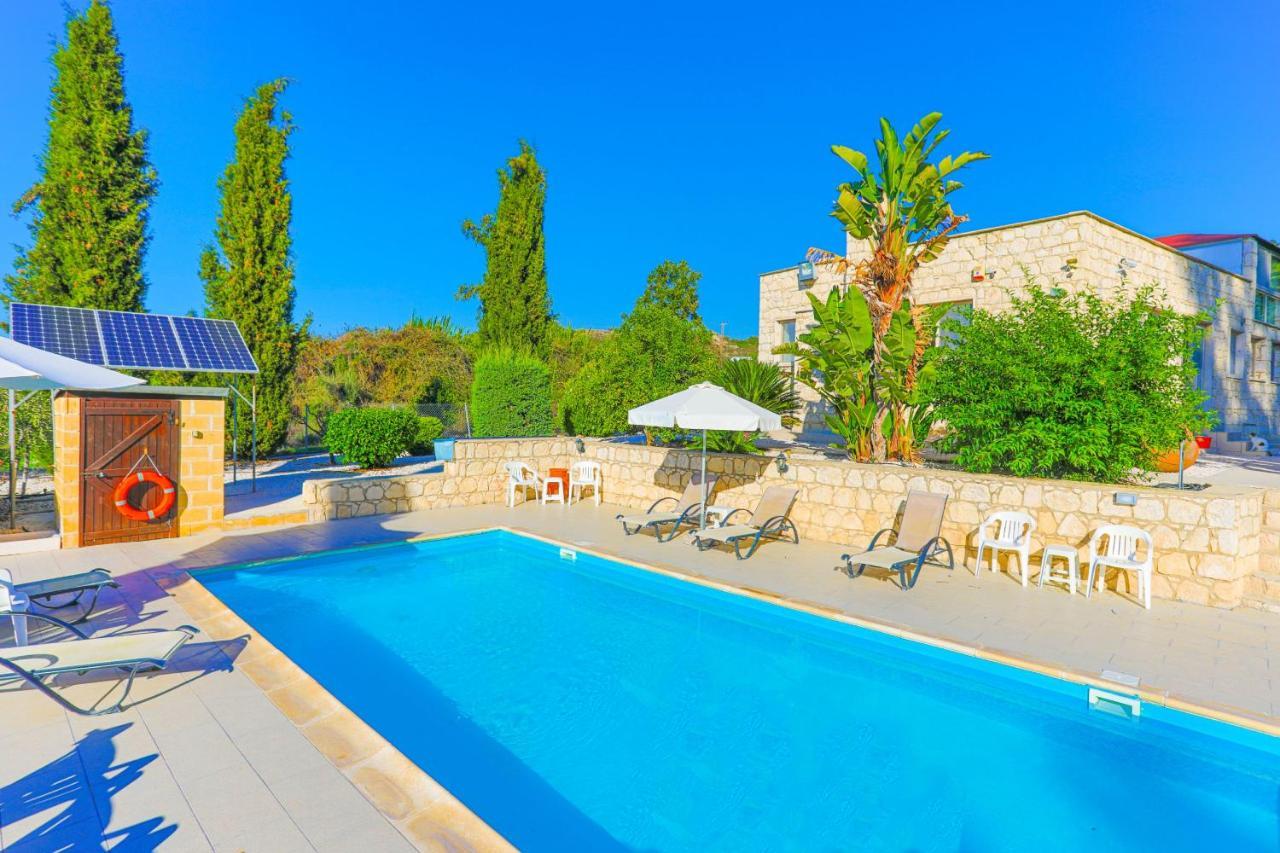 Villa Georgios Rafaela Polis Eksteriør billede