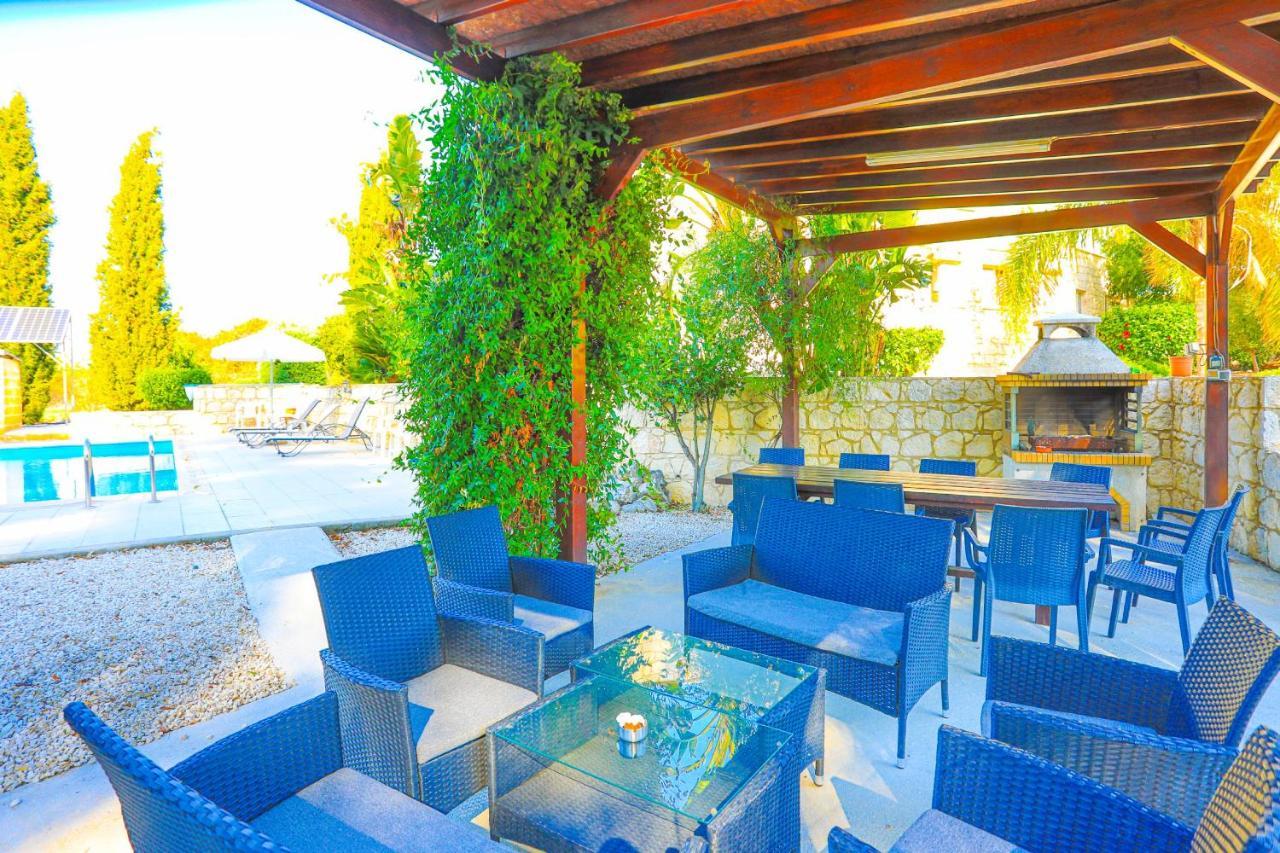 Villa Georgios Rafaela Polis Eksteriør billede